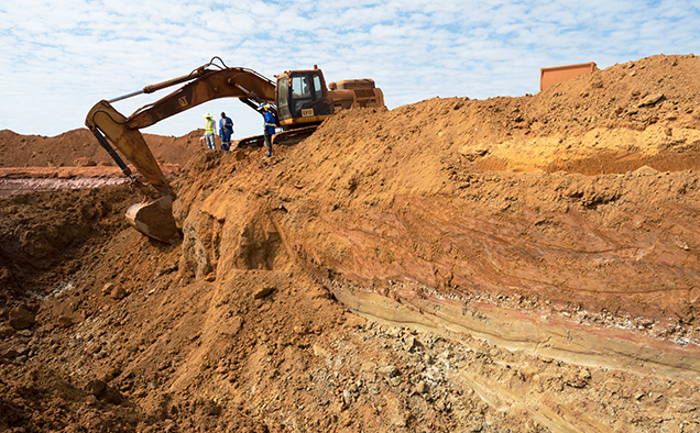 Mining gravels at Mugloto pit 3 in the Montepuez Ruby Mining concession. Mining gravels at Mugloto pit 3 in the Montepuez Ruby Mining concession.