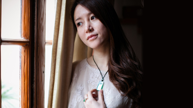 珠宝设计师 Kaka Zhang（张咔咔）的独特设计源于自然、文化和过去记忆的启发。 - Kaka Zhang（张咔咔）