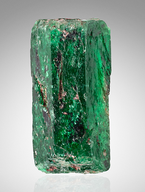 82 ct Habachtal emerald mined in the nineteenth century 82 ct Habachtal emerald mined in the nineteenth century