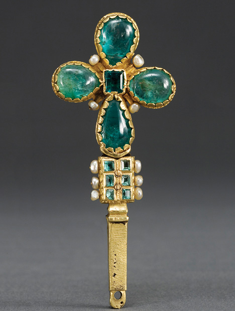 Tiara from Colombia or Ecuador ca. 1690