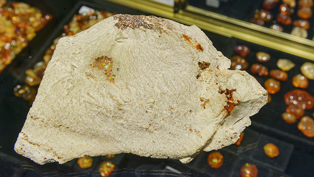 Rhyolite matrix containing opal-filled cavities