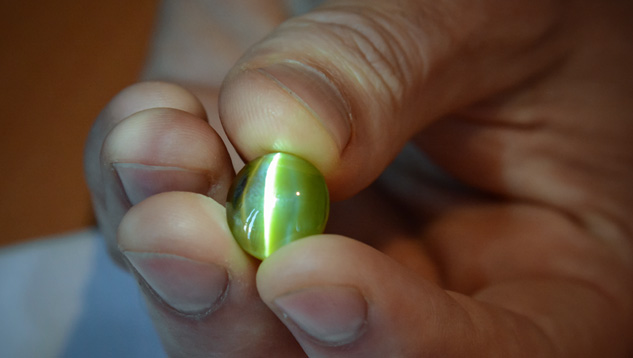 Cat’s-Eye Chrysoberyl from Sri Lanka Cat’s-Eye Chrysoberyl from Sri Lanka