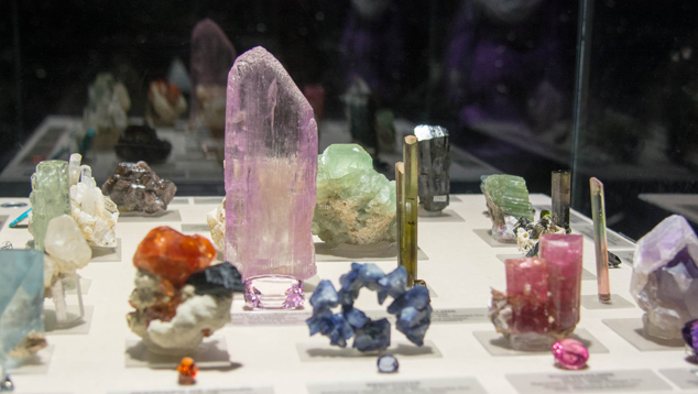 カリフォルニア州産の宝石 カリフォルニア州産の宝石