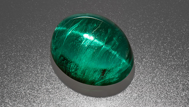 Gilson cat’s-eye synthetic emerald Gilson cat’s-eye synthetic emerald