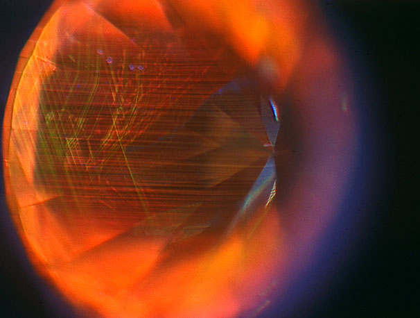 DiamondView image showing the natural growth structure of a type Ib diamond.