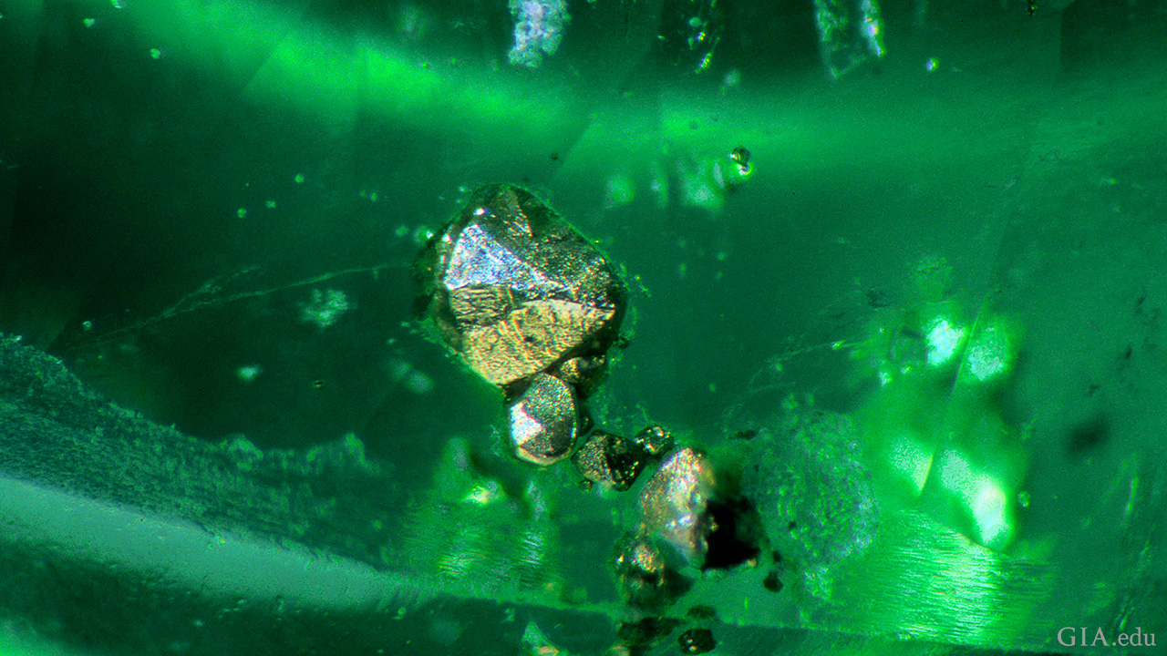 211092-brassy-pyrite-cystals-1280x720.png